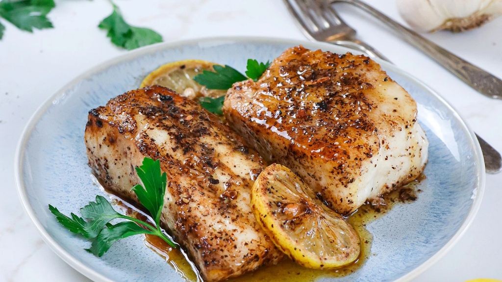 Pan-Seared Chilean Sea Bass with Lemon Butter Sauce