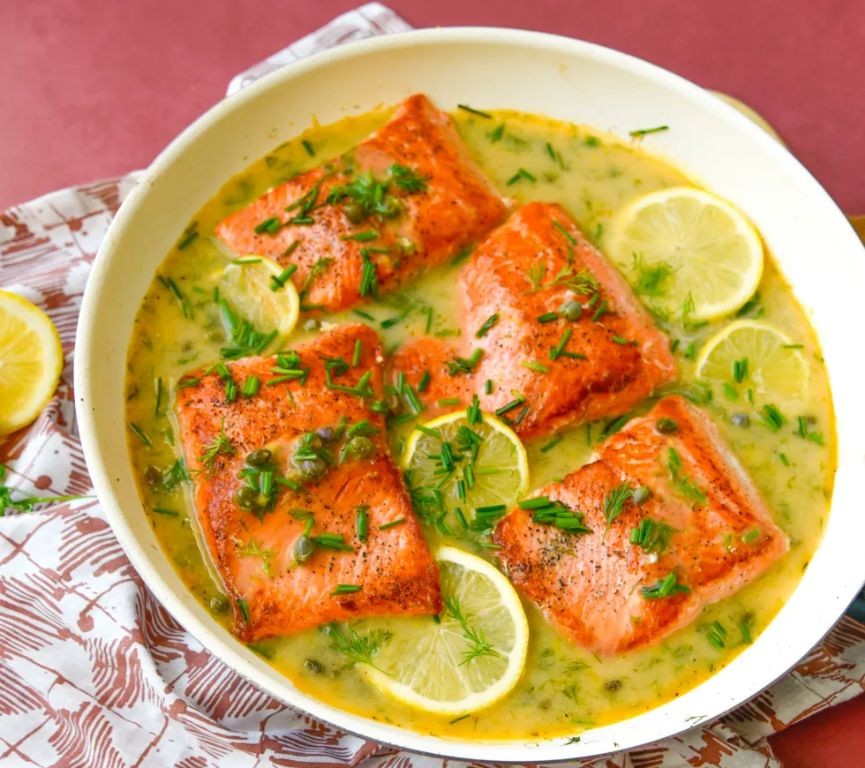 Pan-Seared Salmon with Dill and Capers