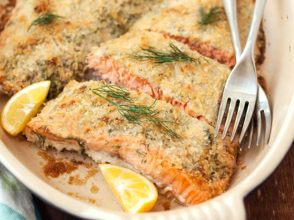 Panko-Crusted Crispy Salmon with Lemon Dill Sauce