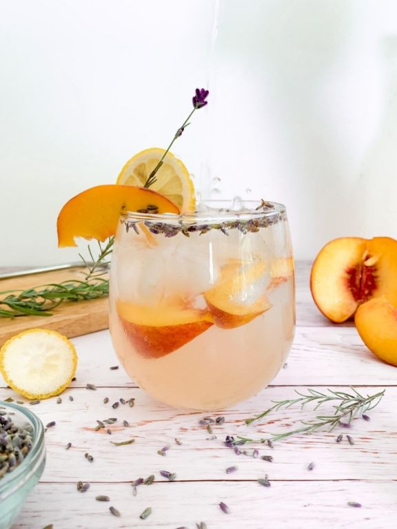 Peach and Lavender Detox Drink