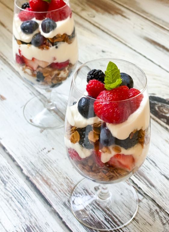 Pineberry Yogurt Parfait with Granola