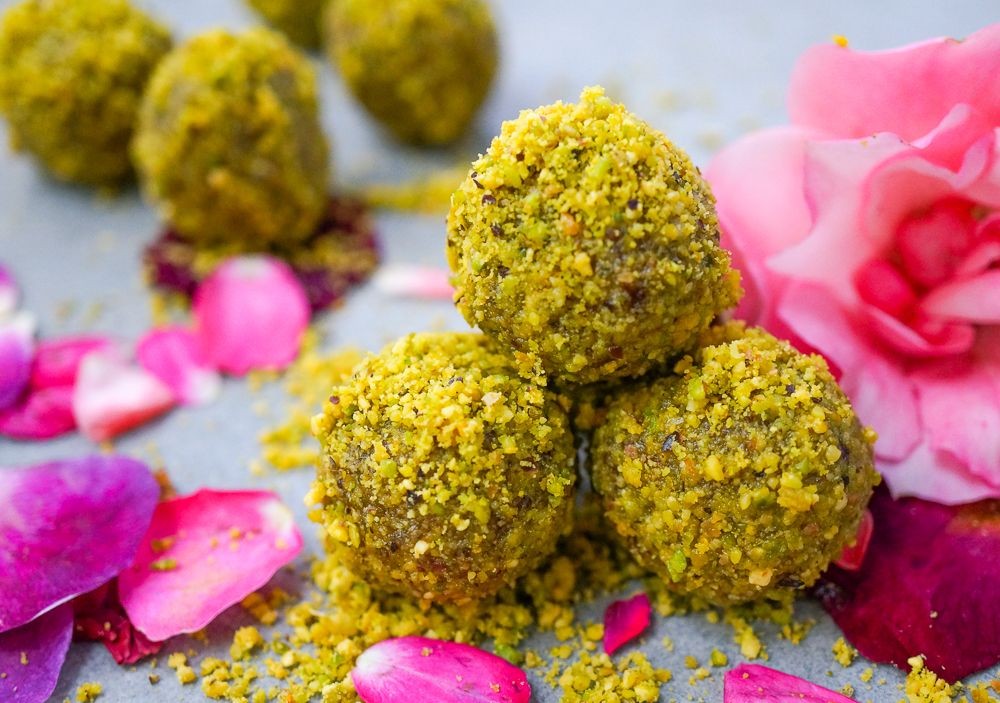 Pistachio Rose Energy Bars
