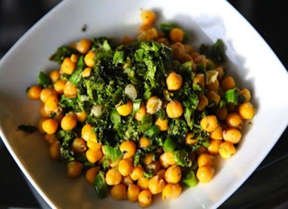 Rapini and Chickpea Stir-Fry