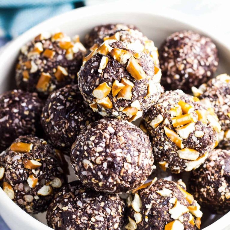 Raw Vegan Date Energy Balls