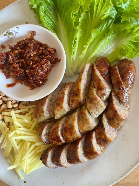 Sai Oua (Lao Herb Sausage)