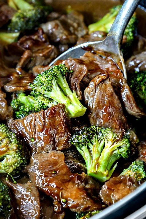Slow Cooker Beef and Broccoli Stir-Fry