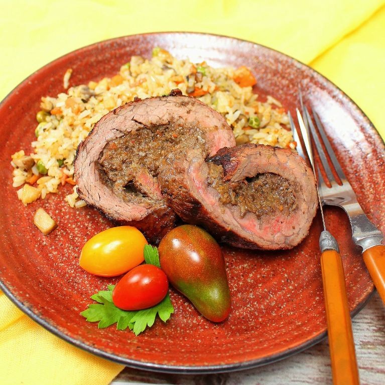 Smoked Gouda and Caramelized Pear Flank Steak Pinwheels