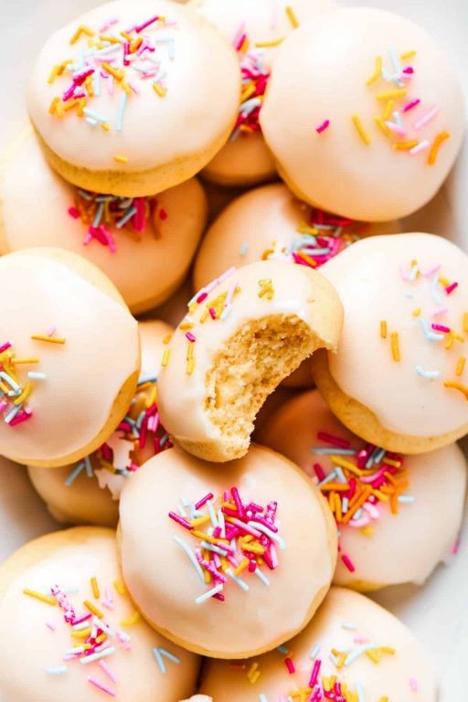 Spiced Anginetti Cookies with Cinnamon Icing