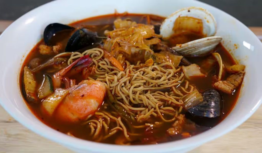 Spicy Seafood Ramen Medley