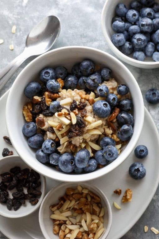 Starbucks-Style Oatmeal with Toppings