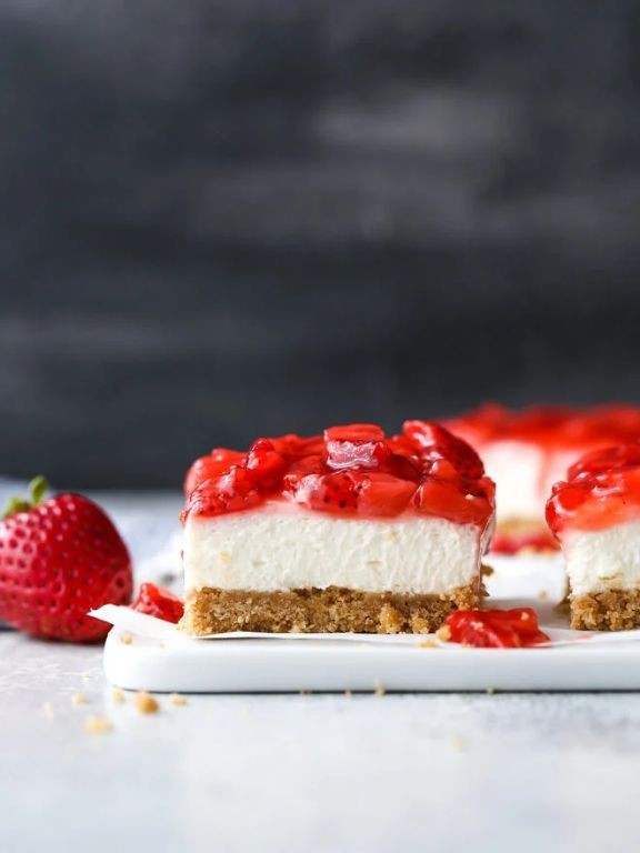 Strawberry Jello Cheesecake Bars