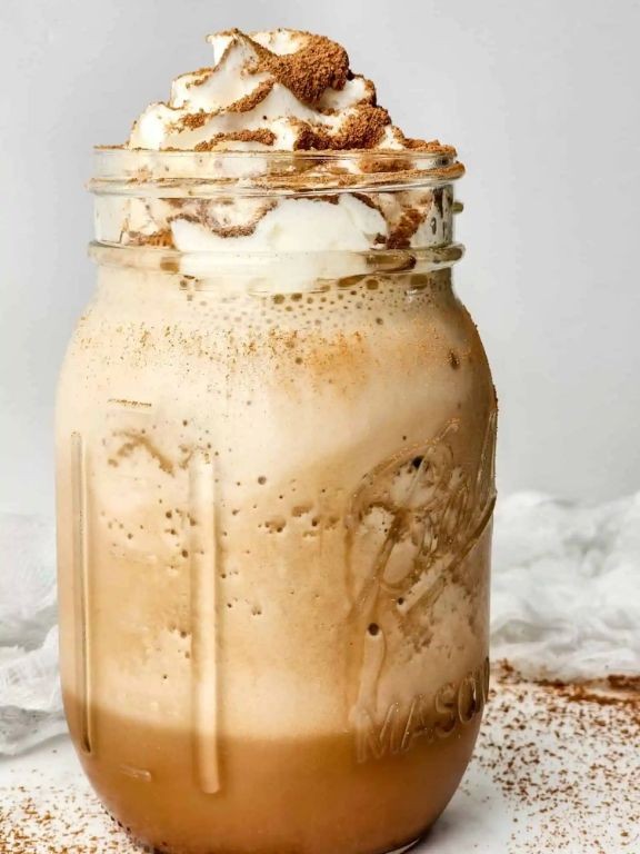 Tiramisu Frappuccino with Coffee Liqueur