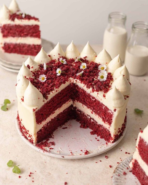 Velvety Vegan Red Velvet Cake