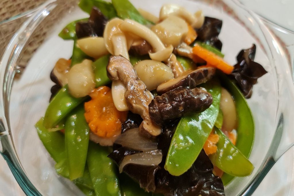 Water Chestnut and Mushroom Stir-Fry