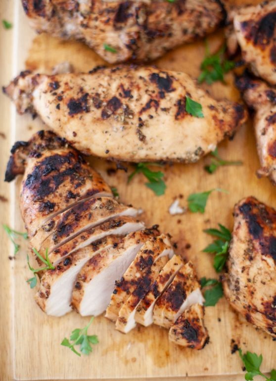 White Balsamic Garlic Herb Chicken