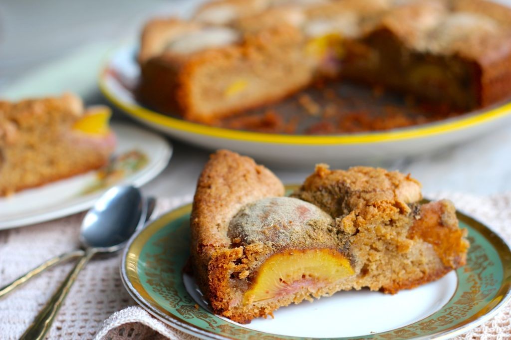 White Peach and Cardamom Cake