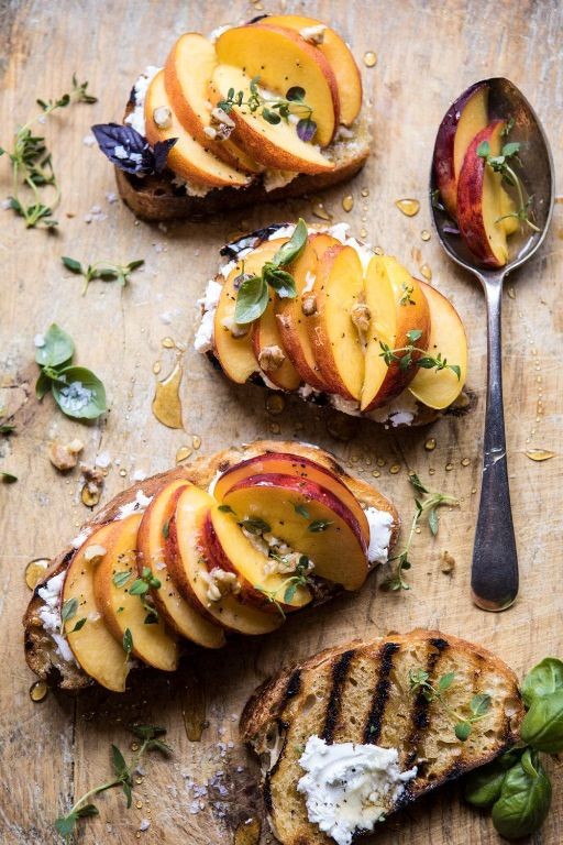 White Peach and Goat Cheese Crostini
