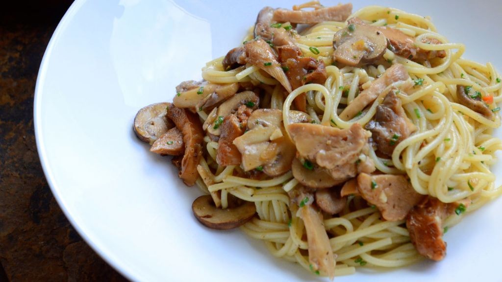 Wild Mushroom and Truffle Oil Pasta