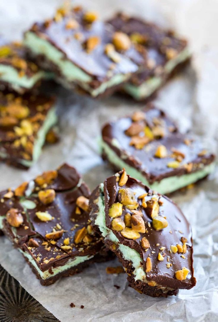 Layered Pistachio Pudding Dessert