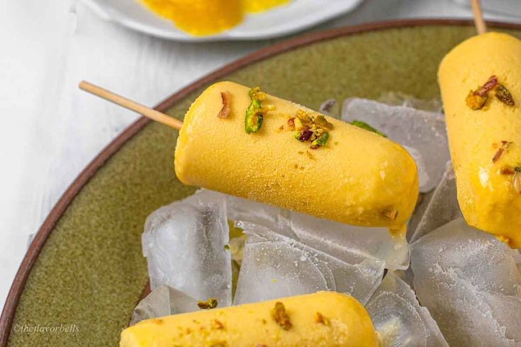 Mango With Kiwi and Berries