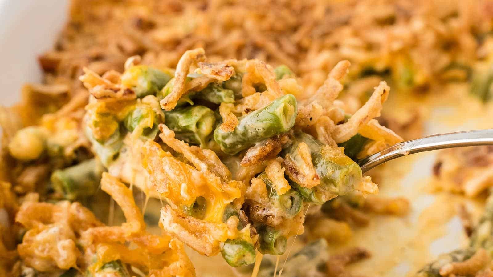 Easy Extra Cheesy Green Bean Casserole