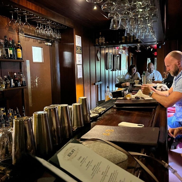 Chart Room Cocktail Lounge