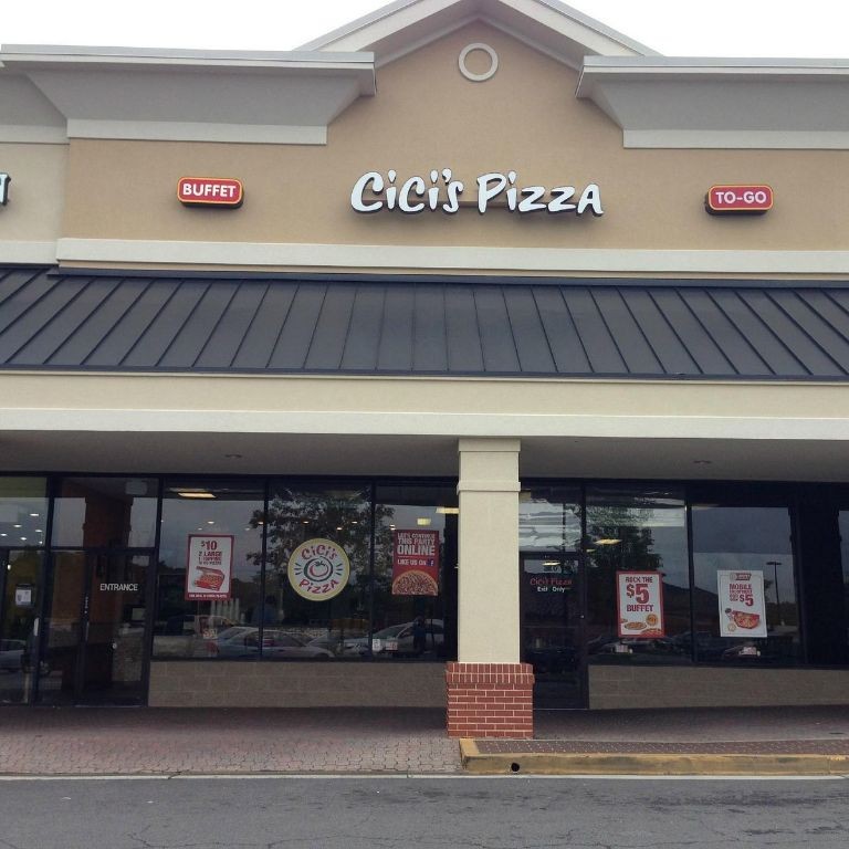 Cicis Pizza