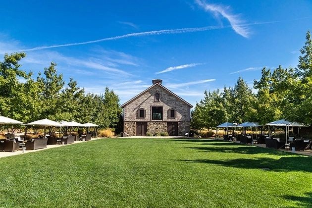 HALL Wines St. Helena