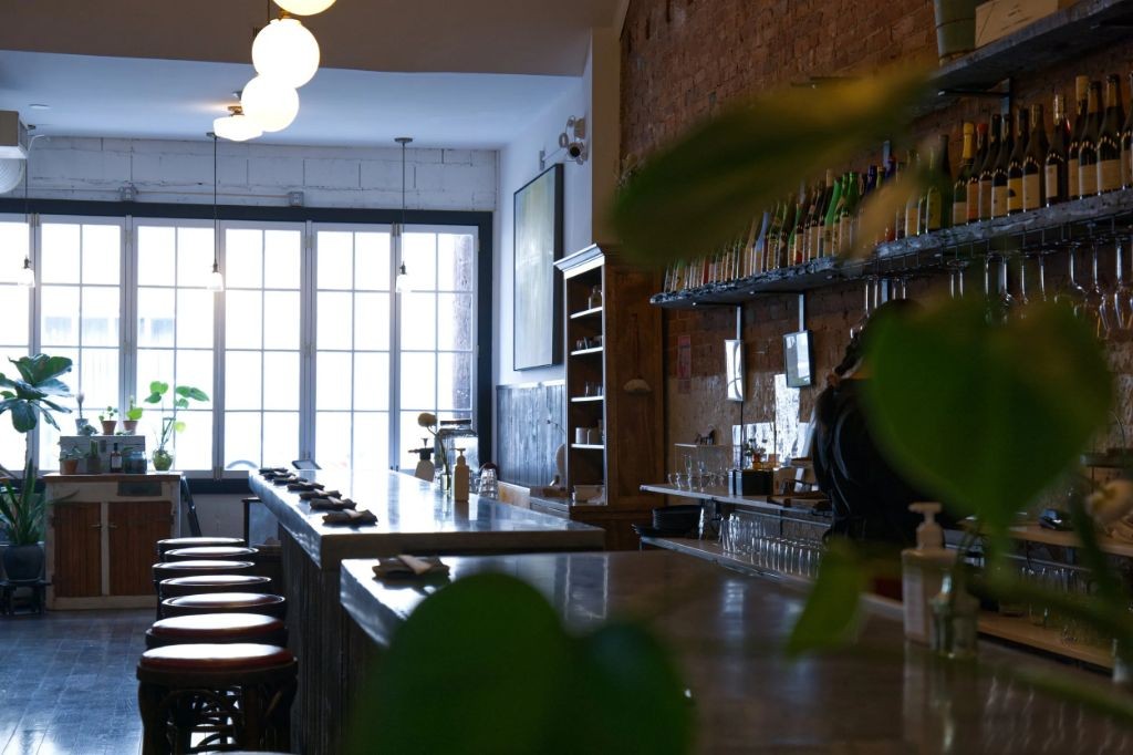 Hachiroku Shokudo & Sake Bar