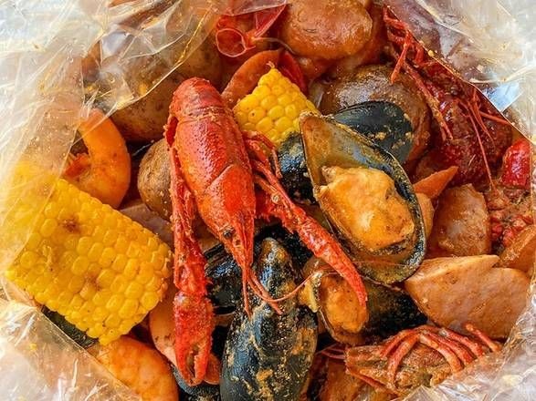 Hook & Reel Cajun Seafood & Bar