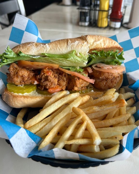 Hunter’s Chicken and Burgers