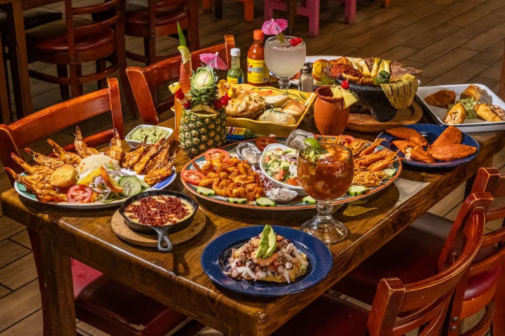 Las Islitas Mexican Bar & Grill