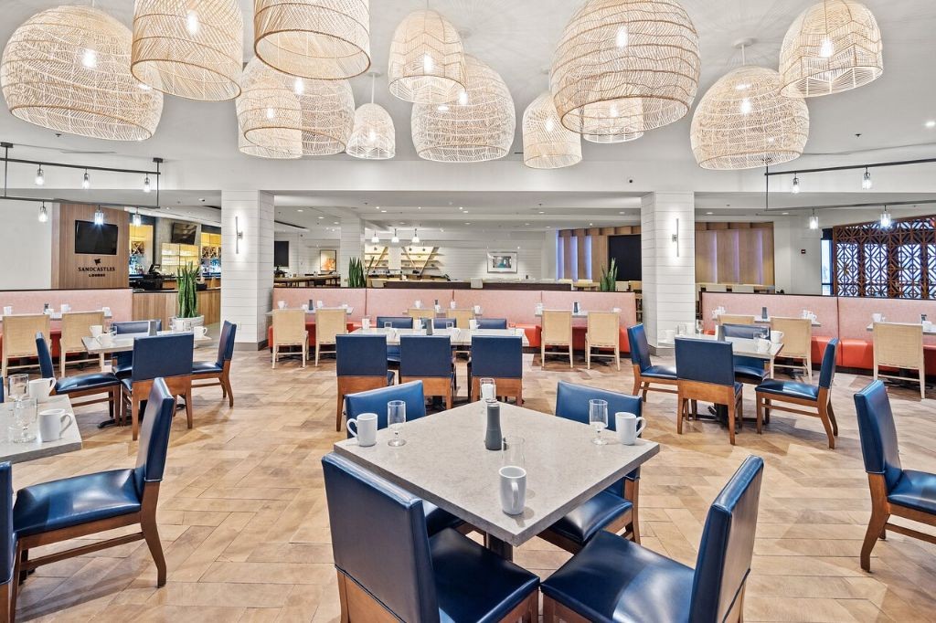 Sandcastles Restaurant & Lounge