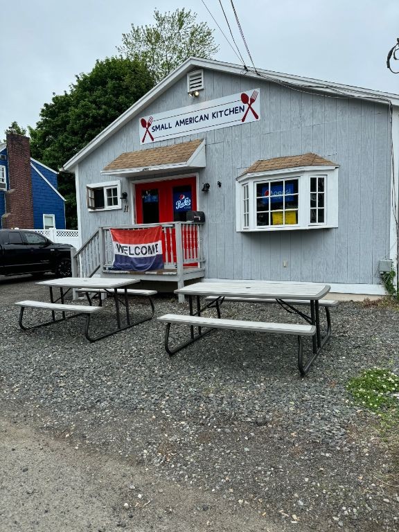 Small American Kitchen