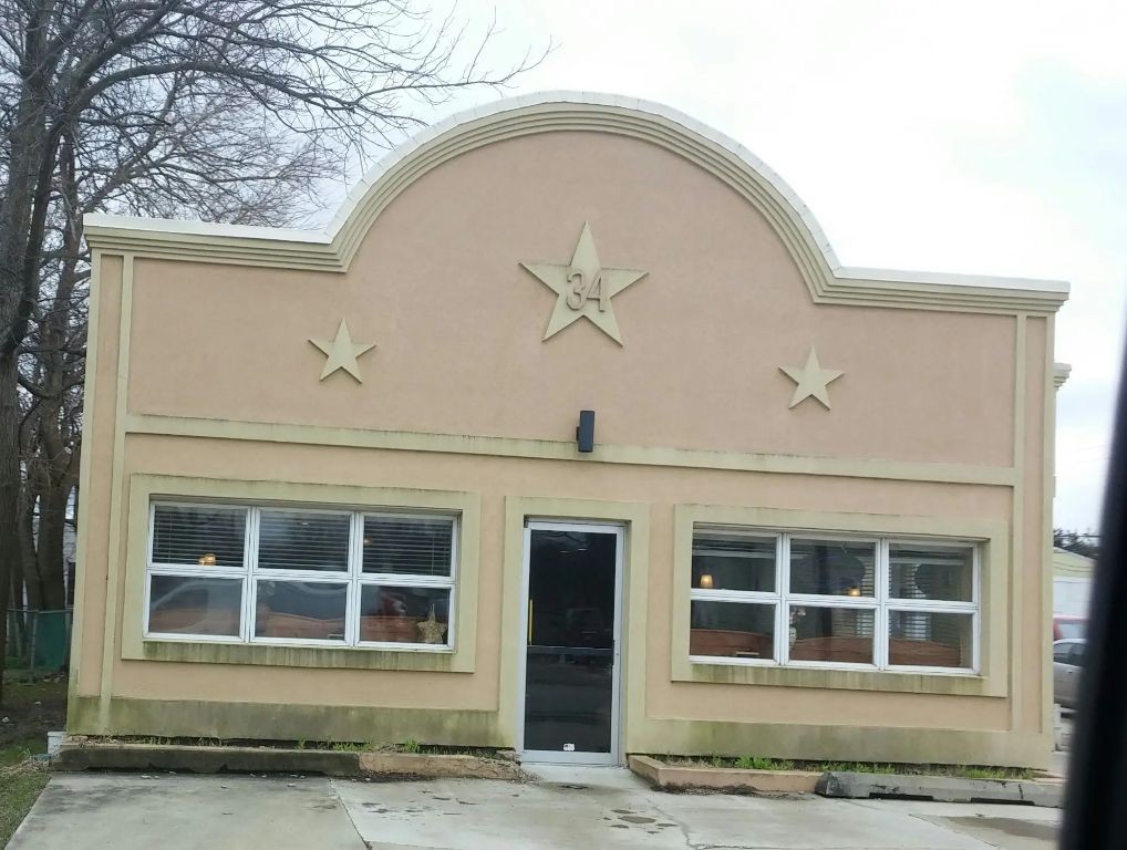 Star 34 Café