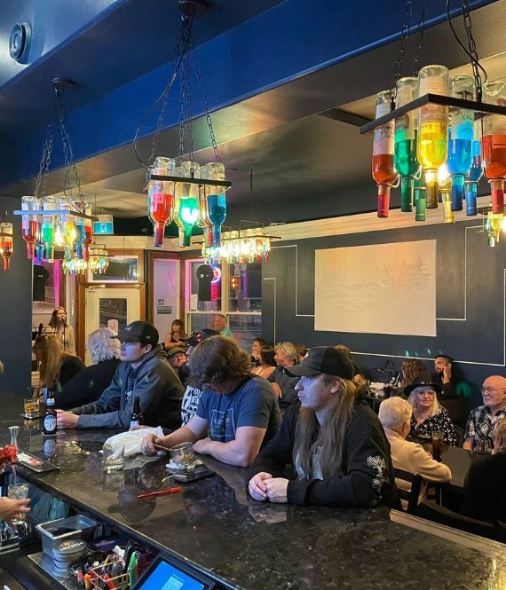 TAP & TONIC | Pub - Bistro