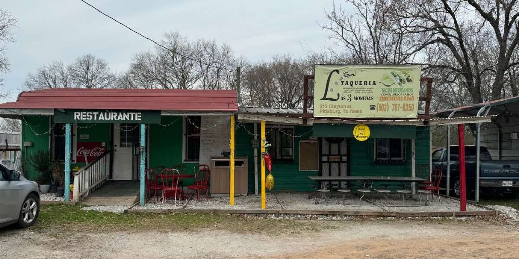 Taqueria tres monedas