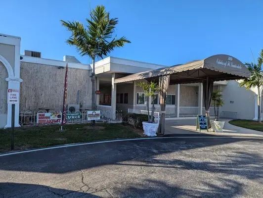 The New Lighthouse Caffe