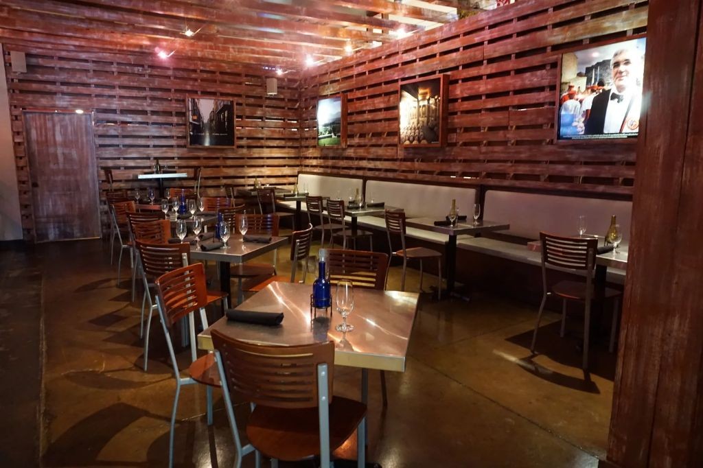 The Wine Bar - Grand Boulevard